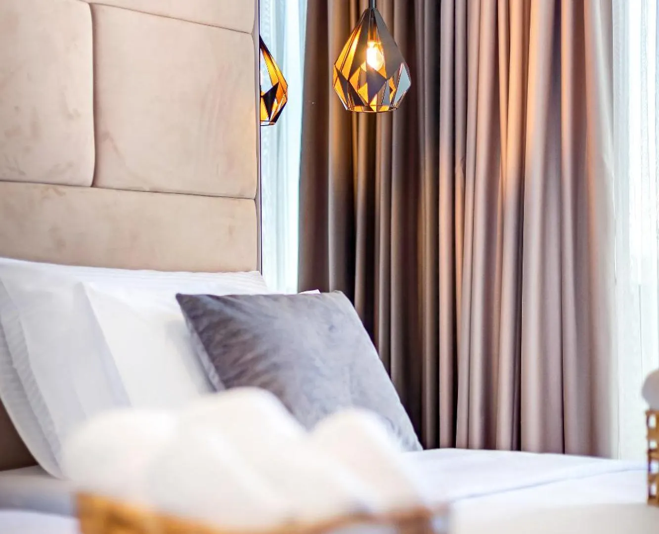 Fly Rooms Medulin - 50M From The Beach - New 2024