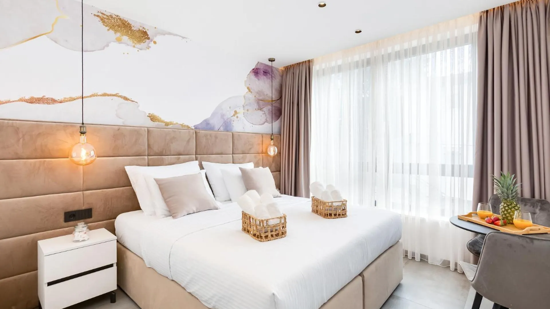 Fly Rooms Medulin - 50M From The Beach - New 2024 0*,