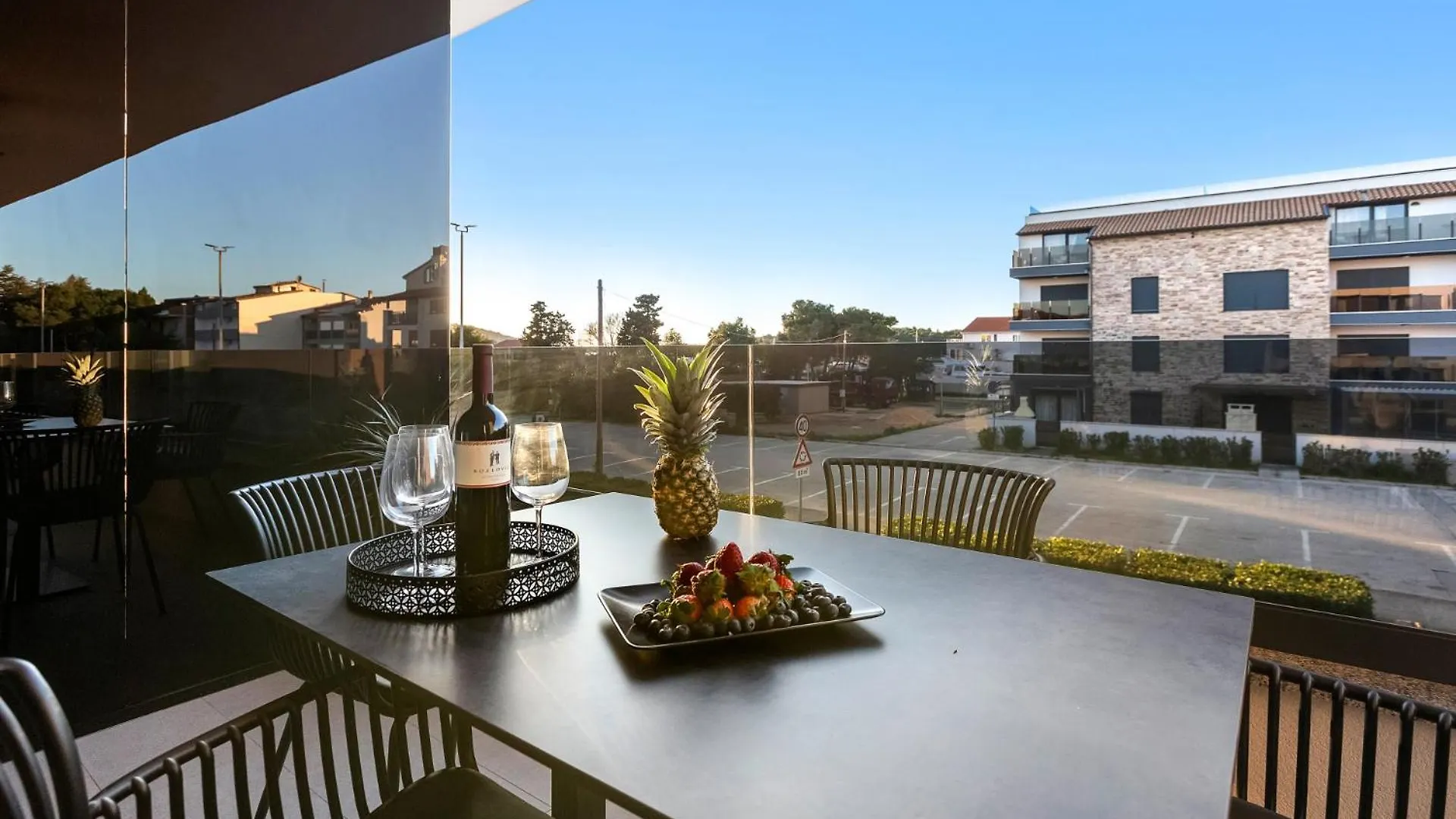Fly Rooms Medulin - 50M From The Beach - New 2024