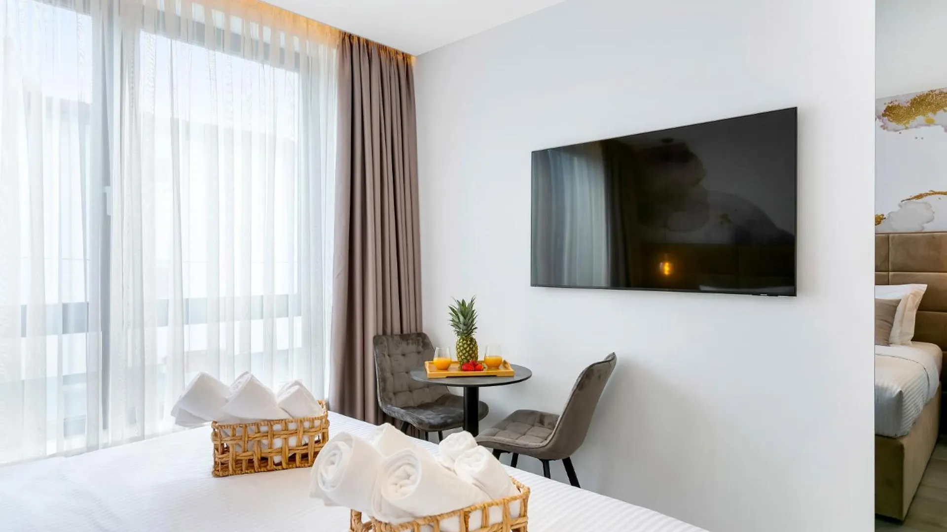 Fly Rooms Medulin - 50M From The Beach - New 2024 Penzion