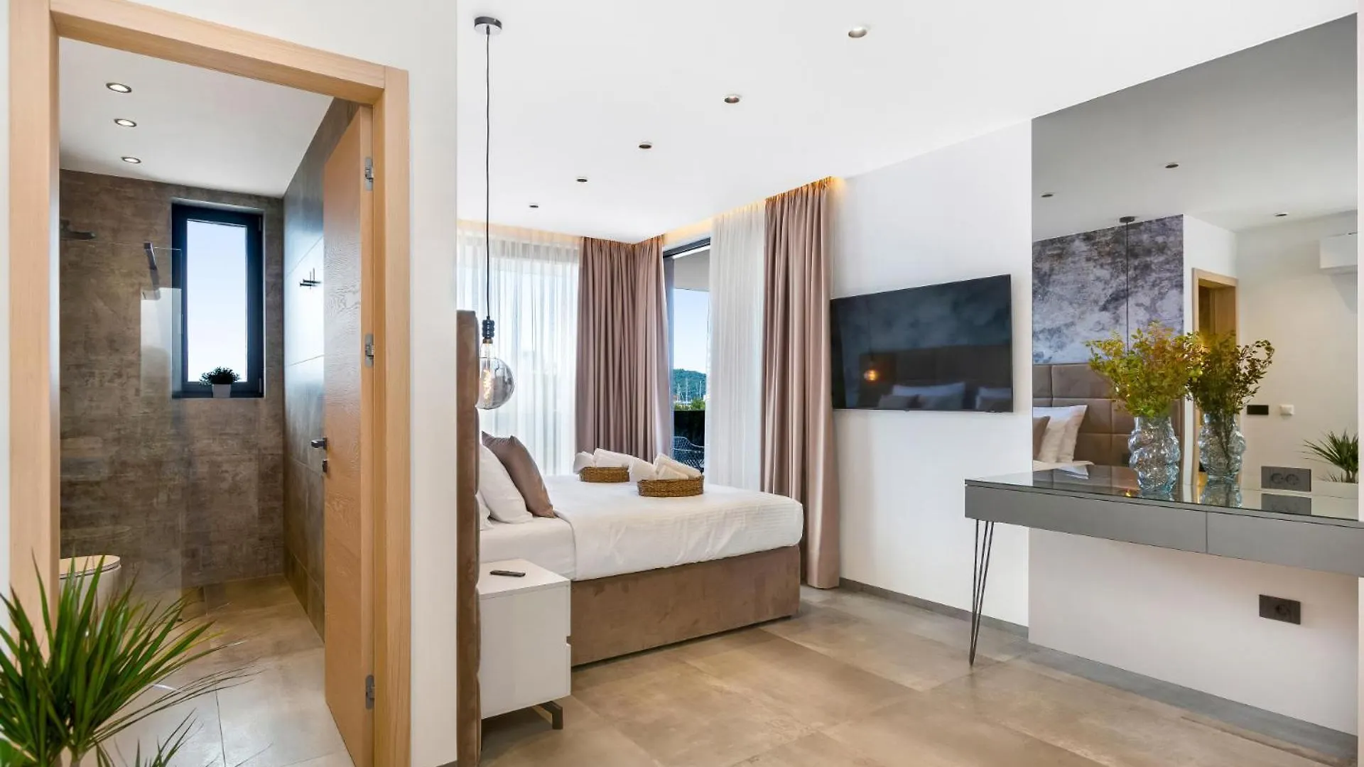 Fly Rooms Medulin - 50M From The Beach - New 2024 0*,  Kroatien