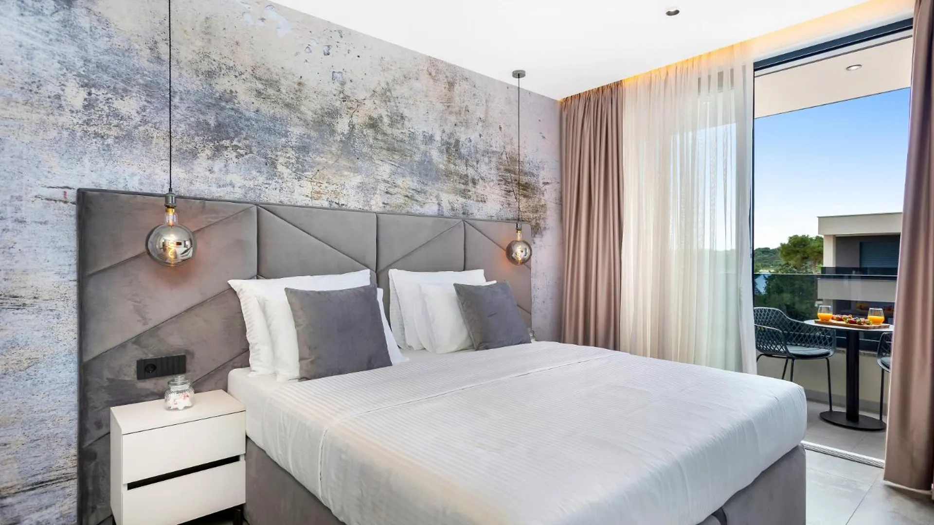 Guest house Fly Rooms Medulin - 50M From The Beach - New 2024