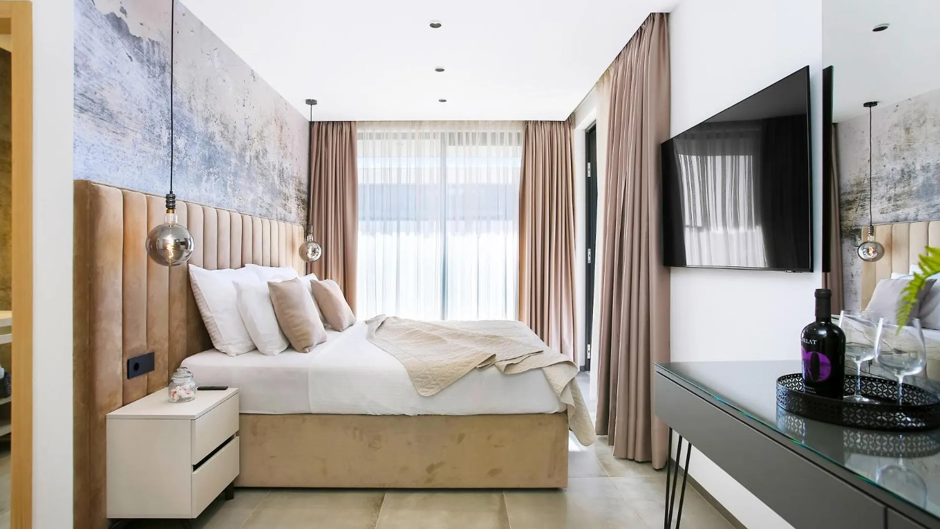 Fly Rooms Medulin - 50M From The Beach - New 2024